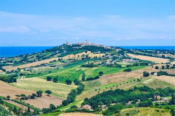 casa indipendente in vendita a Potenza Picena