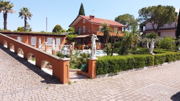 casa indipendente in vendita a Potenza Picena