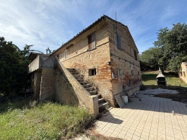 casa indipendente in vendita a Potenza Picena