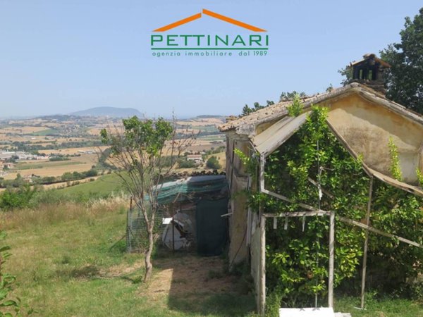 casa indipendente in vendita a Potenza Picena