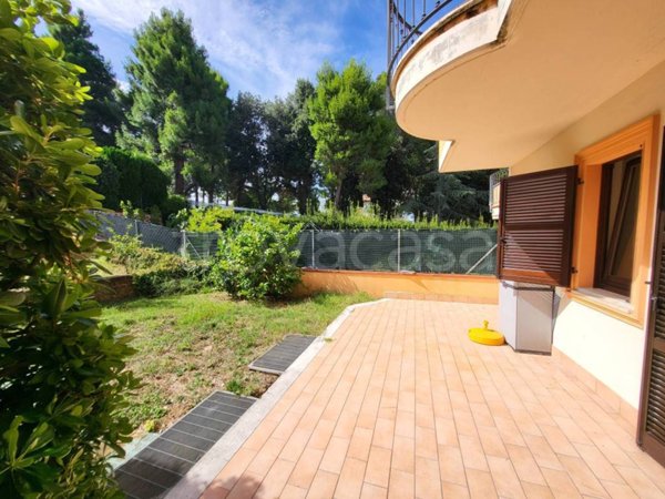 casa indipendente in vendita a Potenza Picena in zona Porto Potenza Picena