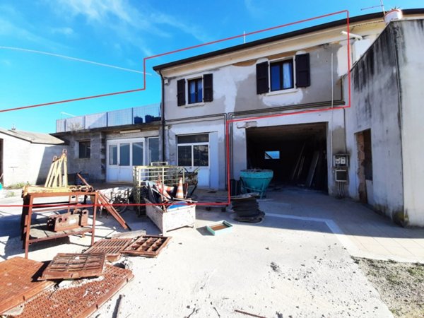 appartamento in vendita a Potenza Picena in zona Porto Potenza Picena