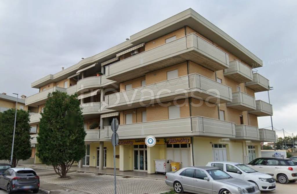 appartamento in vendita a Potenza Picena in zona Porto Potenza Picena