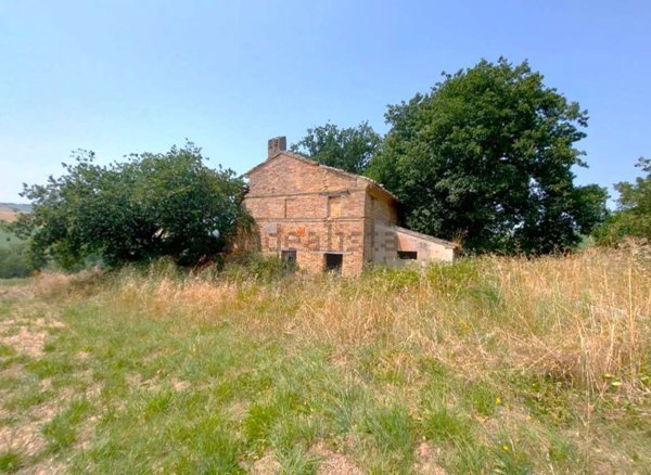 casale in vendita a Potenza Picena