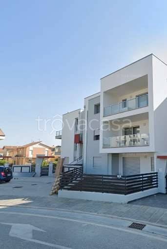 appartamento in vendita a Potenza Picena in zona Porto Potenza Picena