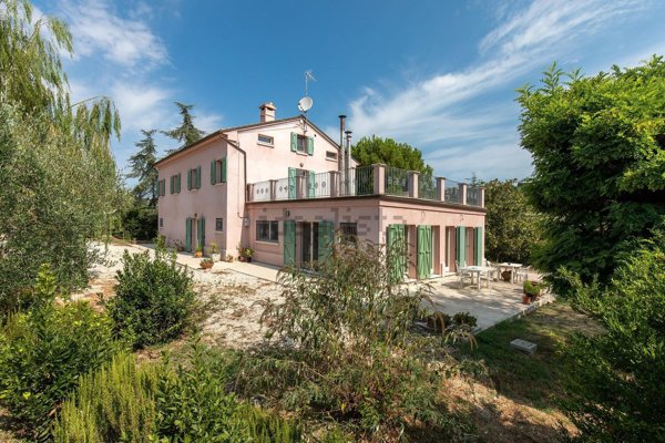 casa indipendente in vendita a Potenza Picena