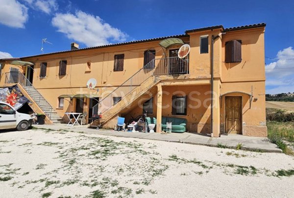 casa indipendente in vendita a Potenza Picena
