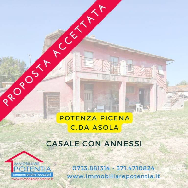 casa indipendente in vendita a Potenza Picena in zona Porto Potenza Picena