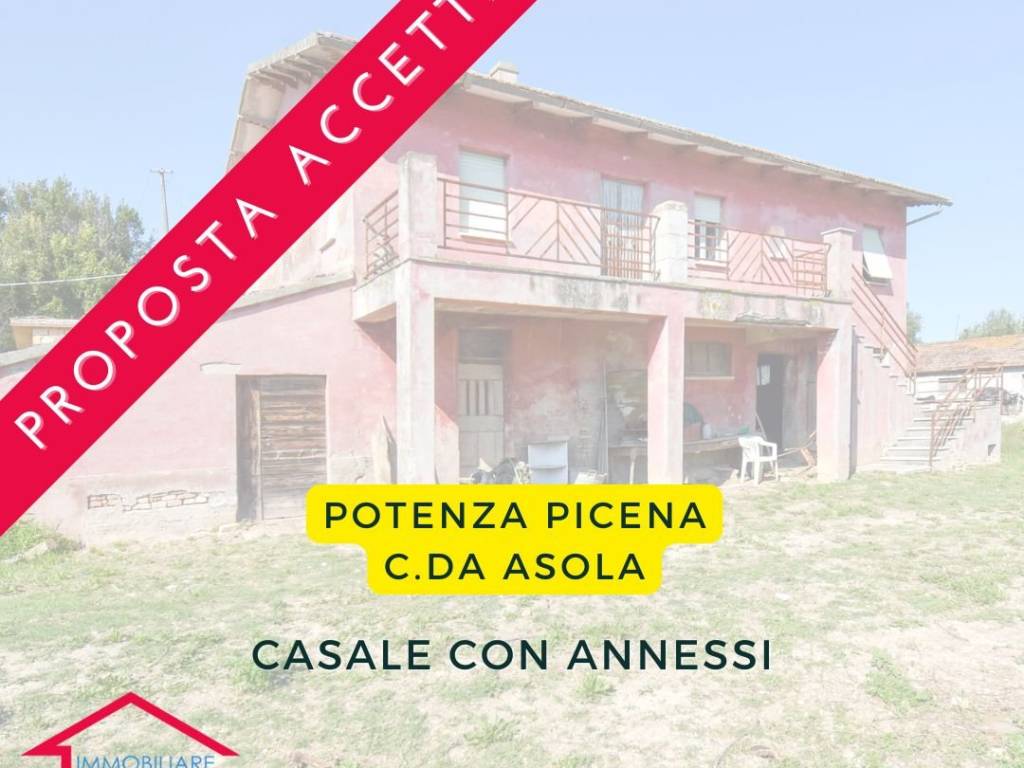 casa indipendente in vendita a Potenza Picena in zona Porto Potenza Picena