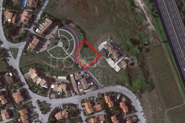 terreno edificabile in vendita a Potenza Picena