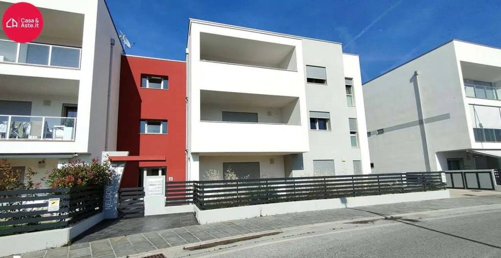 appartamento in vendita a Potenza Picena in zona Porto Potenza Picena