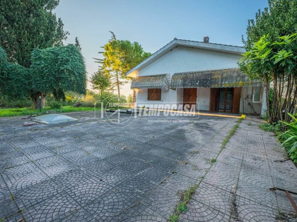 casa indipendente in vendita a Potenza Picena in zona San Girio