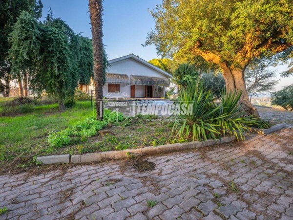 casa indipendente in vendita a Potenza Picena in zona San Girio