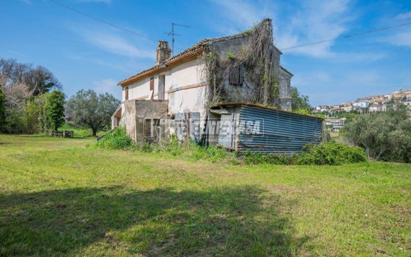 casa indipendente in vendita a Potenza Picena