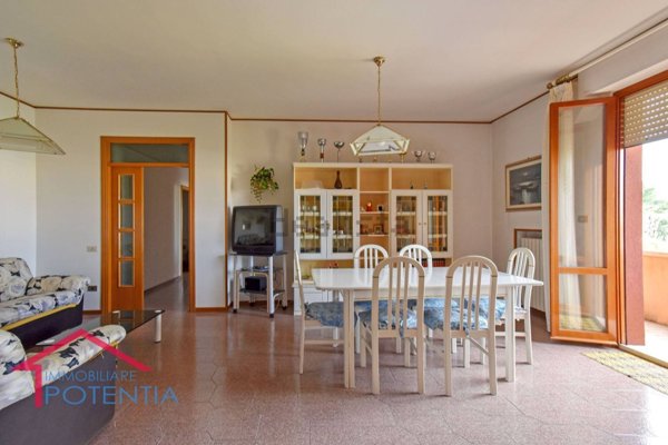 appartamento in vendita a Potenza Picena in zona Porto Potenza Picena