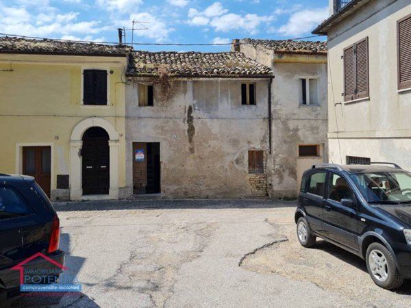 casa indipendente in vendita a Potenza Picena