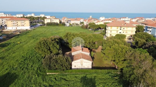 appartamento in vendita a Potenza Picena in zona Porto Potenza Picena