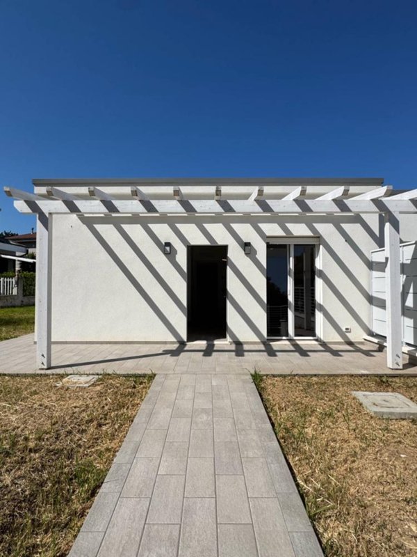 casa indipendente in vendita a Potenza Picena