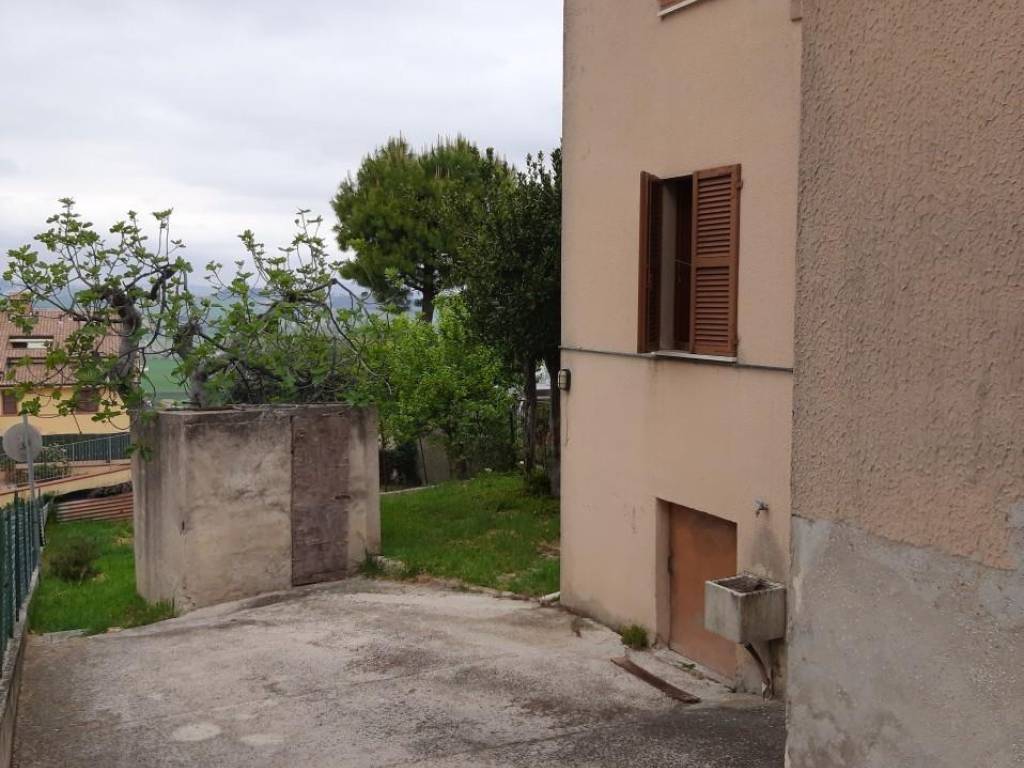 casa indipendente in vendita a Potenza Picena
