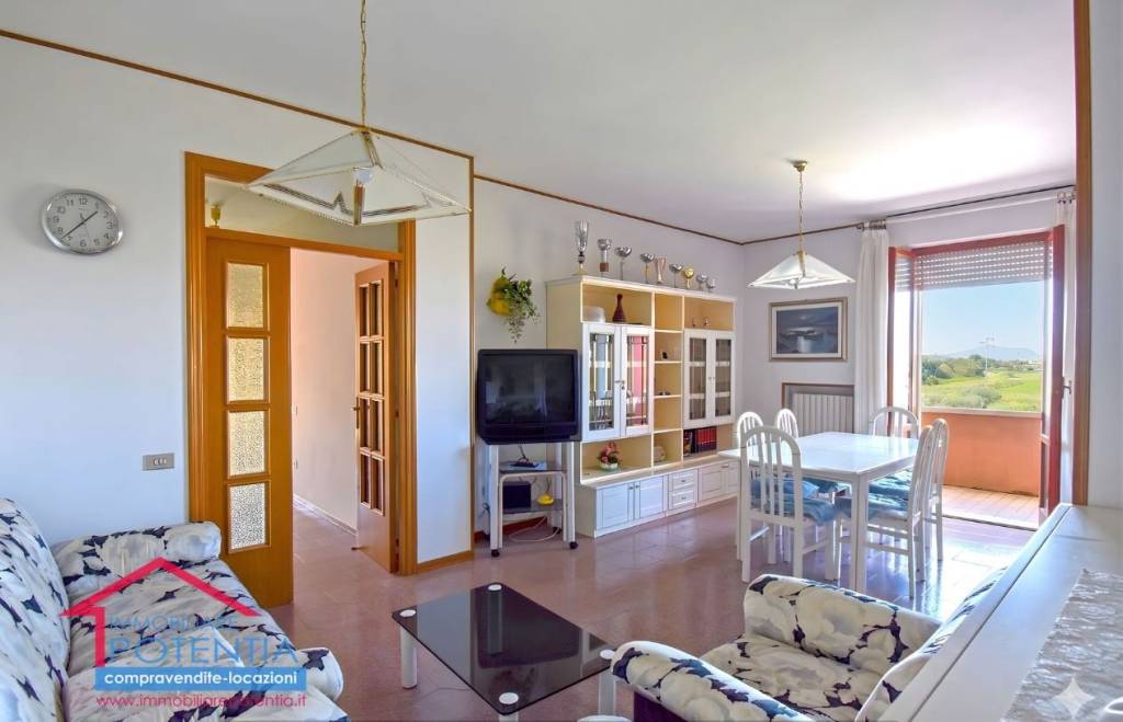 appartamento in vendita a Potenza Picena in zona Porto Potenza Picena