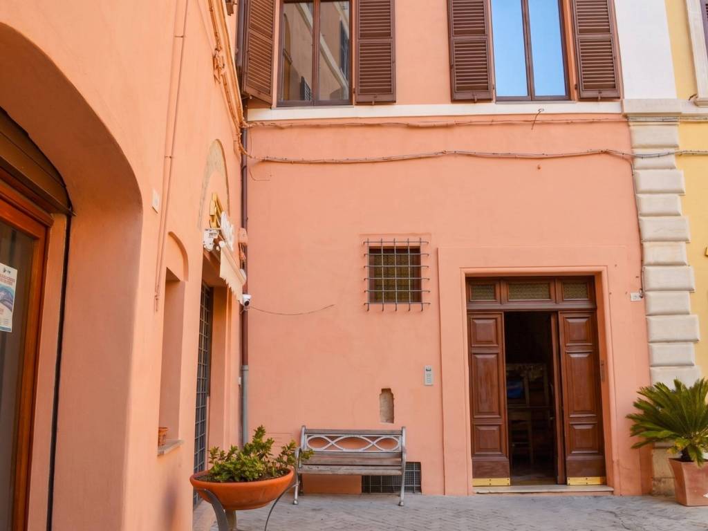 casa indipendente in vendita a Potenza Picena