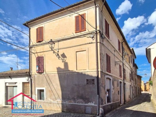 casa indipendente in vendita a Potenza Picena