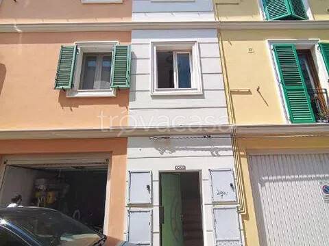 casa indipendente in vendita a Potenza Picena in zona Porto Potenza Picena