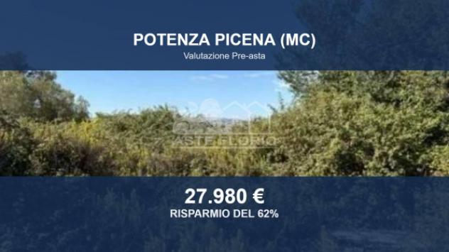 terreno edificabile in vendita a Potenza Picena