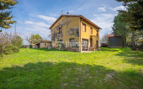 appartamento in vendita a Potenza Picena in zona Montecanepino