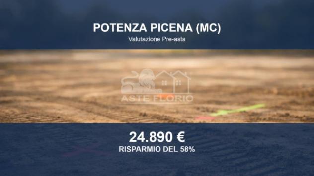 terreno agricolo in vendita a Potenza Picena in zona Porto Potenza Picena