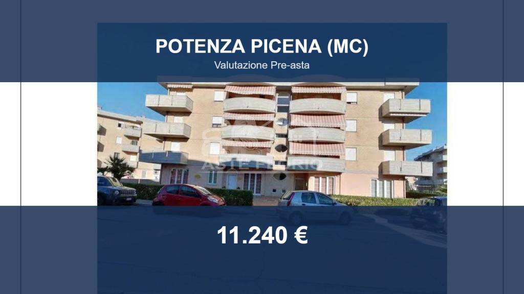 villa in vendita a Potenza Picena in zona Porto Potenza Picena
