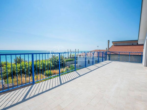 appartamento in vendita a Potenza Picena in zona Porto Potenza Picena