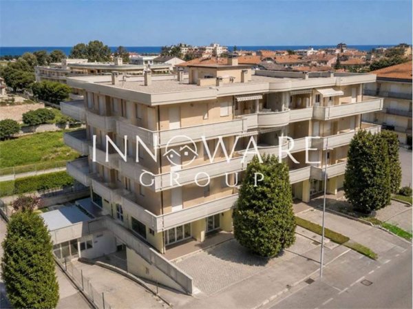 appartamento in vendita a Potenza Picena in zona Porto Potenza Picena