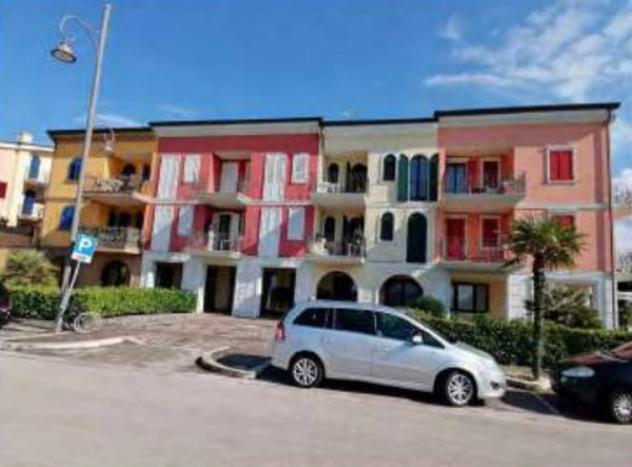 box auto in vendita a Potenza Picena in zona Porto Potenza Picena