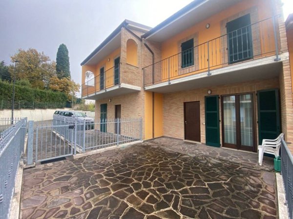 casa indipendente in vendita a Recanati in zona Le Grazie