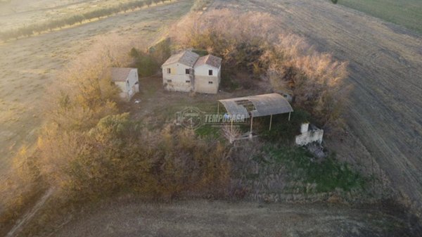 casa indipendente in vendita a Recanati