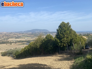 locale di sgombero in vendita a Recanati