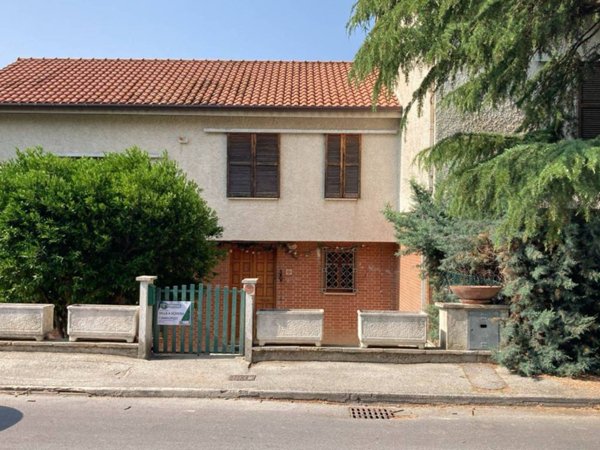 casa indipendente in vendita a Recanati