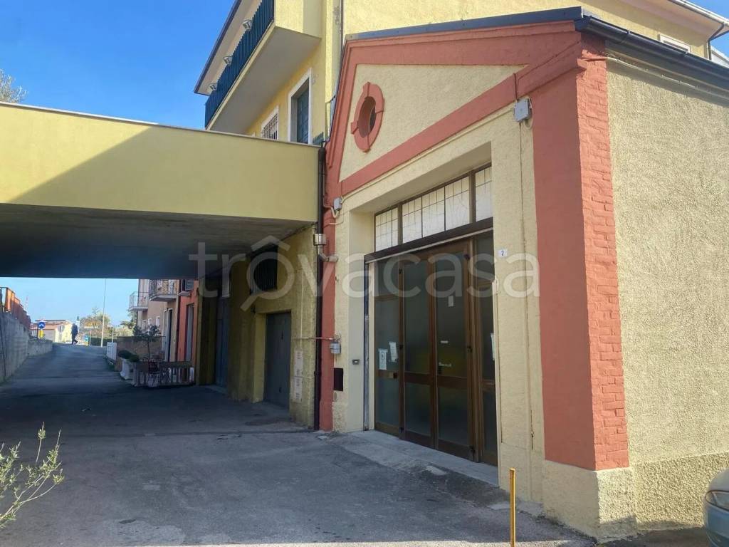 quadrivano in vendita a Recanati