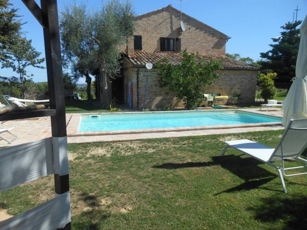 casa indipendente in vendita a Recanati