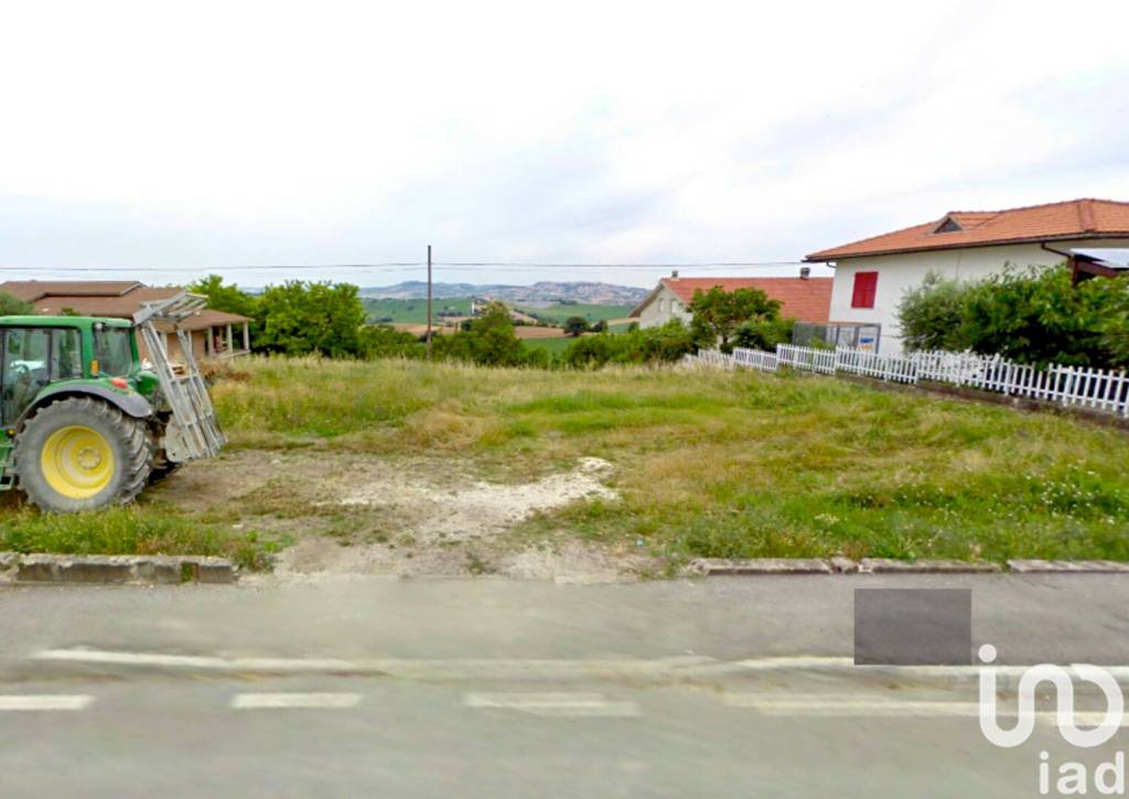 casa indipendente in vendita a Recanati in zona Bagnolo