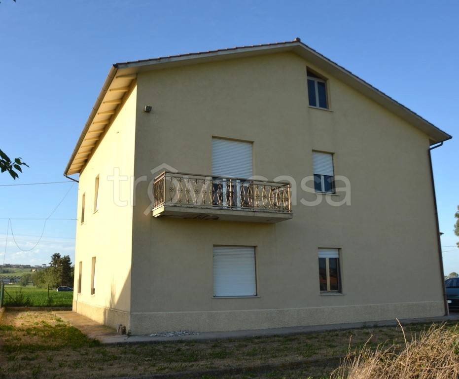 casa indipendente in vendita a Recanati