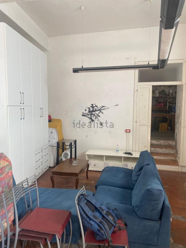 locale commerciale in vendita a Recanati