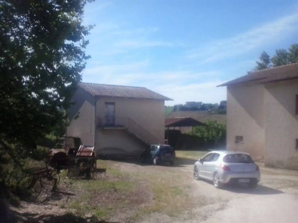 casa indipendente in vendita a Recanati