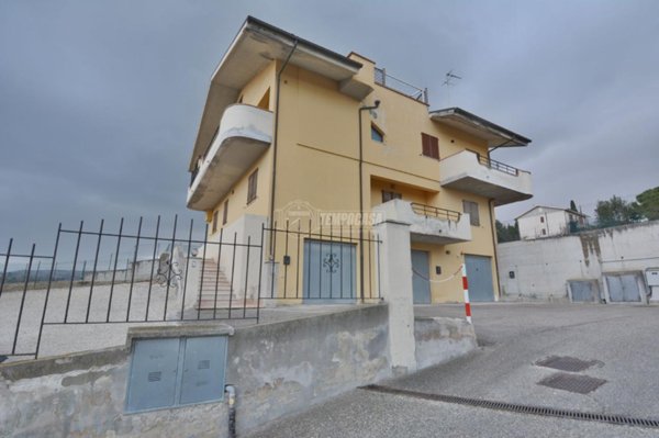 appartamento in vendita a Recanati in zona Chiarino