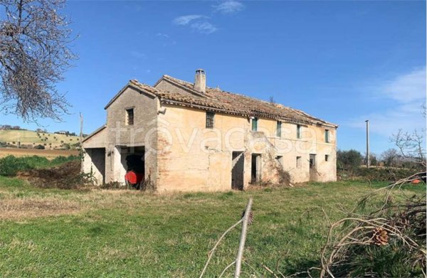 casa indipendente in vendita a Recanati