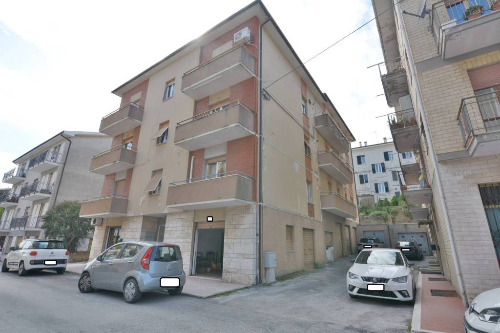 ufficio in vendita a Recanati