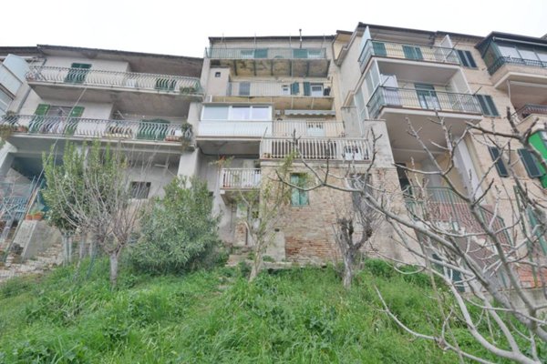 appartamento in vendita a Recanati in zona Castelnuovo
