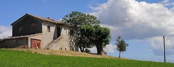 casale in vendita a Recanati