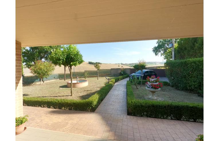 casa indipendente in vendita a Recanati